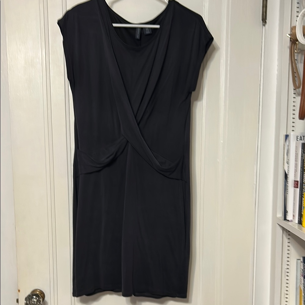 Paraphrase Black Sheath Mini Dress V-Neck Cap Sleeve